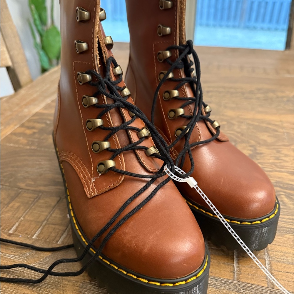 Dr. Martens Brown (New)